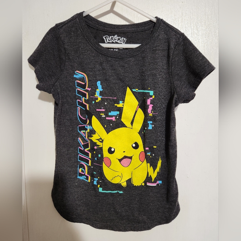 Pokémon Pikachu Shirt Kids Small 6